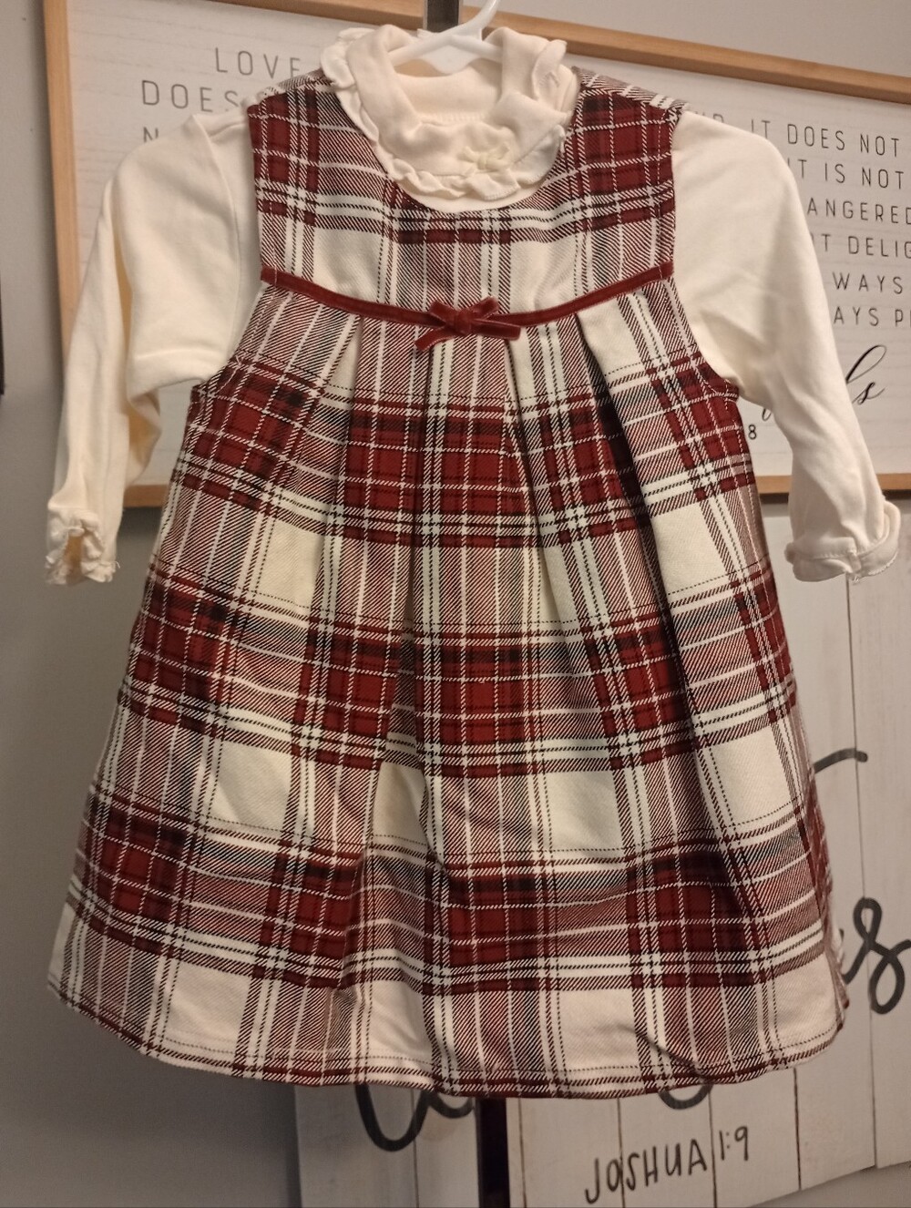 NWT Children's Place Dress Size 6-9 Months Christmas Dress 6-9 Months